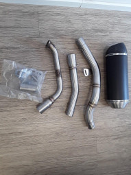 0260 / GEBRAUCHT / 0260 / GEBRAUCHT / Auspuffanlage Radical Racing Half-Carbon Underseat